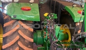 
									Trator John Deere 9520R Série 9R cheio								