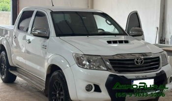 
									Toyota Hilux 4×4 Turbo Intercooler 2015 cheio								