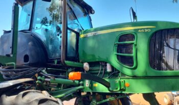 
									Pulverizador John Deere 4630 Autopropelido cheio								