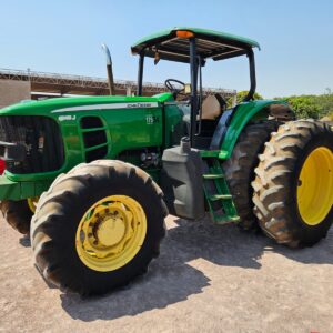 Trator John Deere 6145J / 140 CV