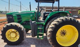 Trator John Deere 6145J / 140 CV