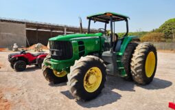 Trator John Deere 6145J / 140 CV